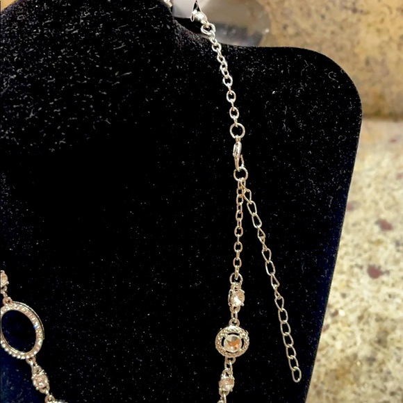 Silver Rhinestone Necklace 💎 - Picture 3 of 3
